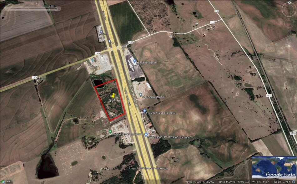 West Side of I-35 Feeder Road South of FM 1304, Abbott, TX for sale - Primary Photo - Image 1 of 1