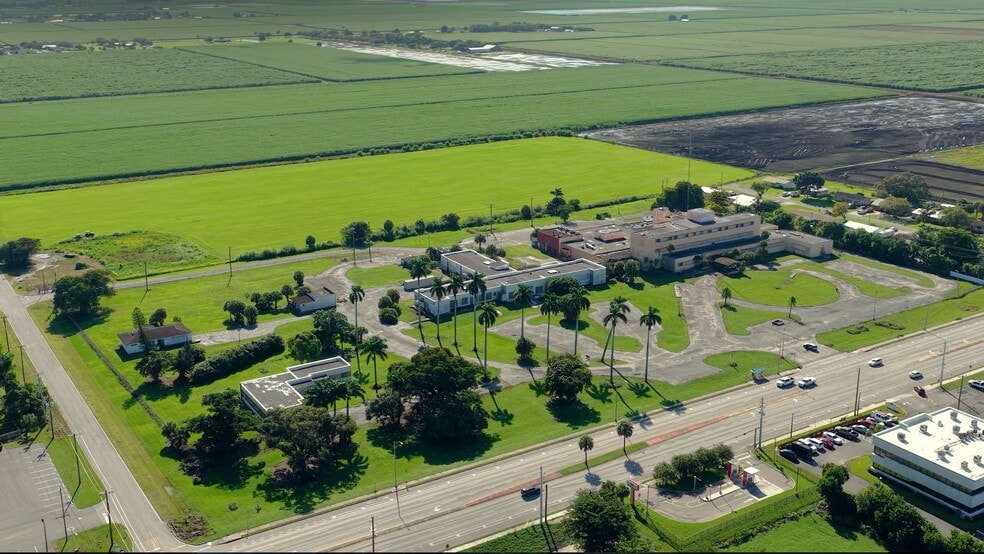 1201 S Main St, Belle Glade, FL for sale - Commercial Listing Video - Image 2 of 18