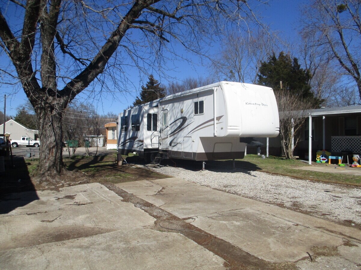 1235 S 120th East Ave, Tulsa, OK 74128 Eastside Mobile Home Park