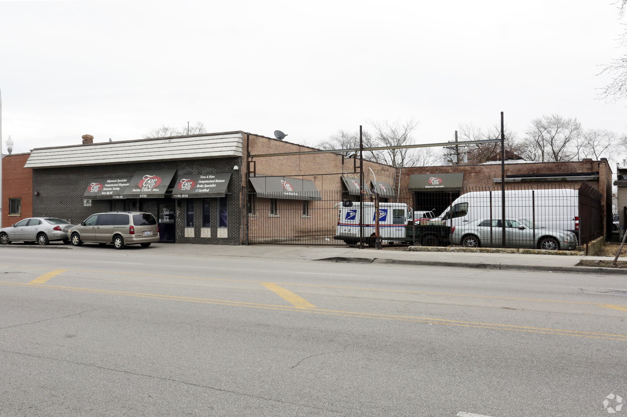 4717-4723 W Chicago Ave, Chicago, IL for sale Primary Photo- Image 1 of 1