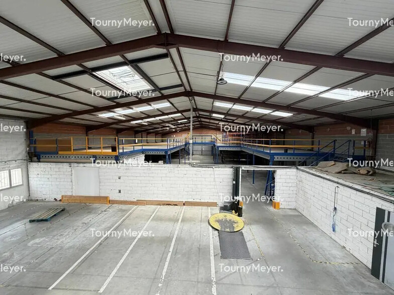 10 Rue D'Apollo, L'Union for lease - Building Photo - Image 1 of 11