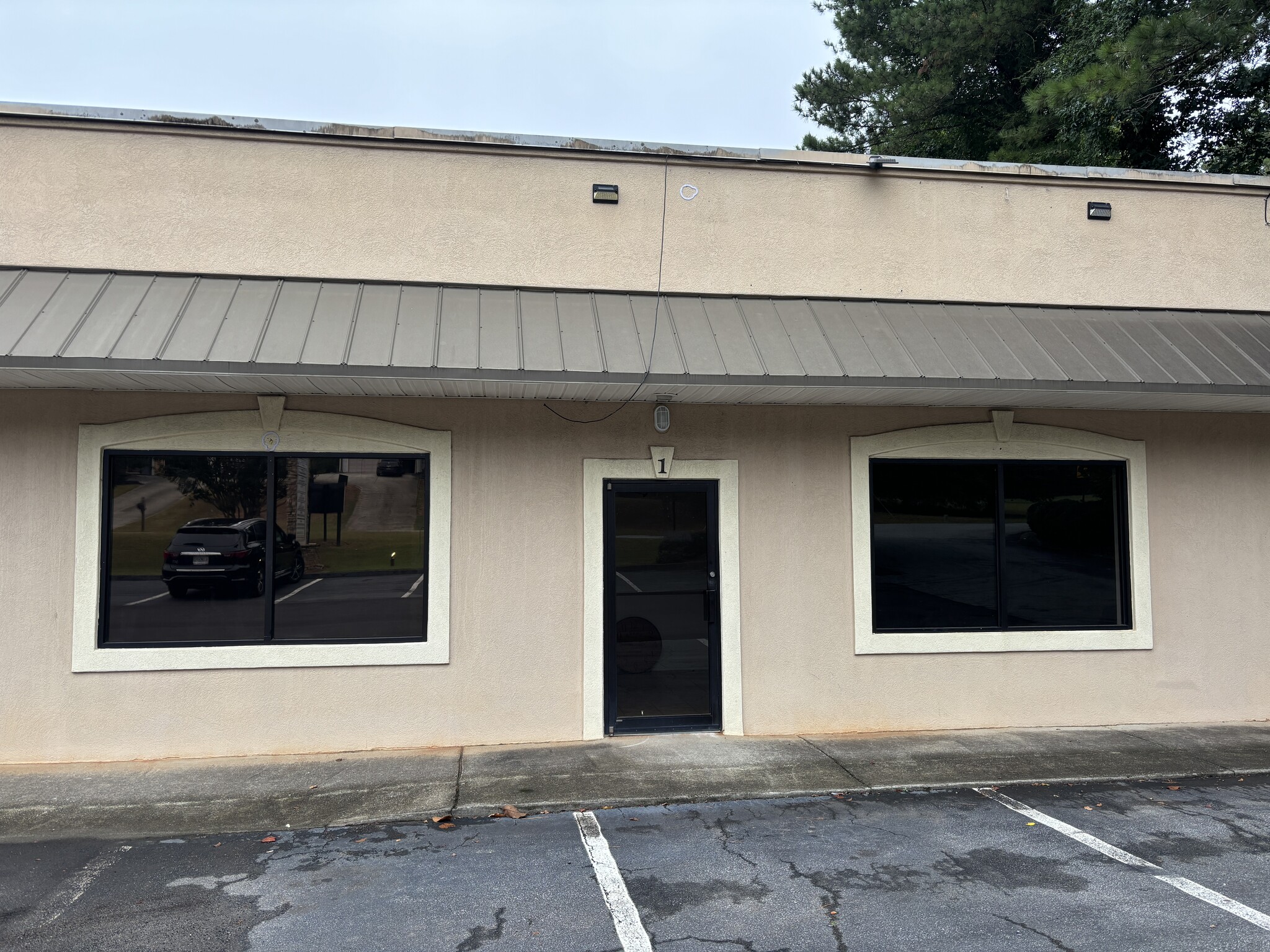 120 Gloster Rd NW, Lawrenceville, GA for lease Building Photo- Image 1 of 18