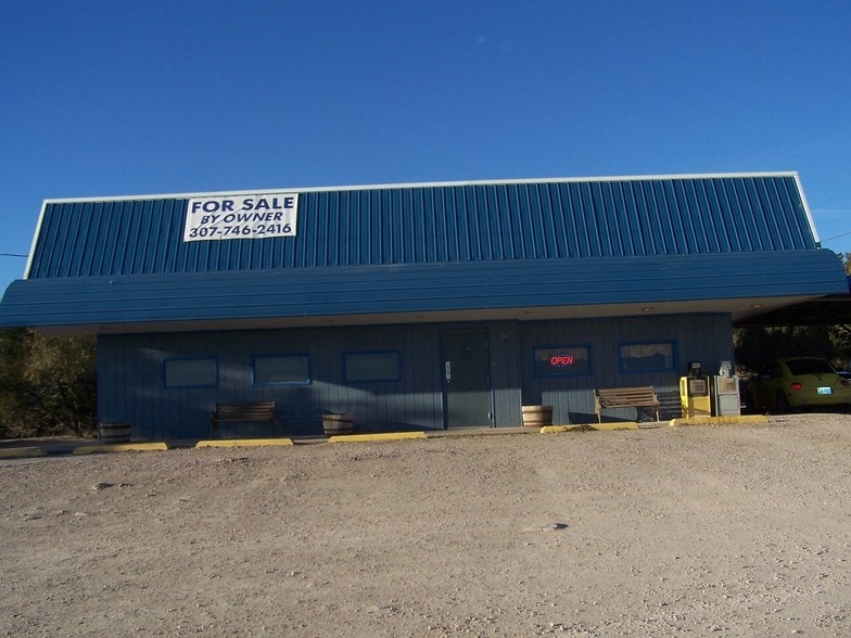 2951 W Main St, Newcastle, WY for sale - Primary Photo - Image 1 of 1