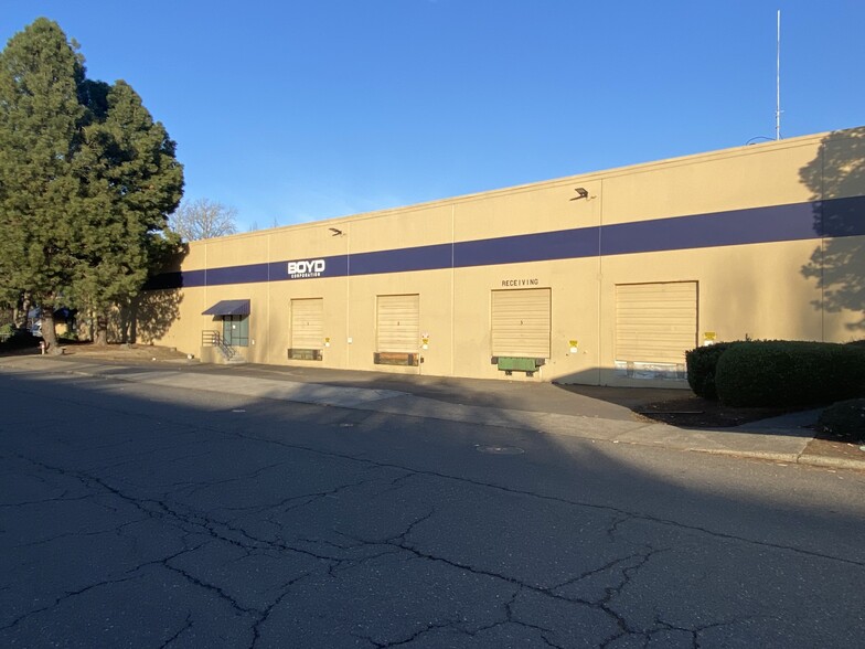 6136 NE 87th Ave, Portland, OR for lease - Building Photo - Image 3 of 3