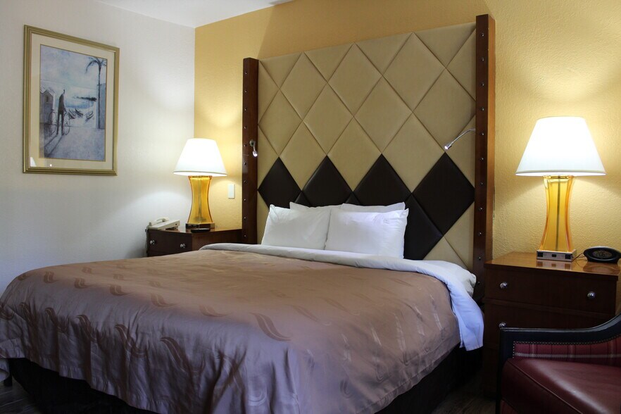 333 SE Dixie Hwy, Florida City, FL for sale - Building Photo - Image 2 of 14