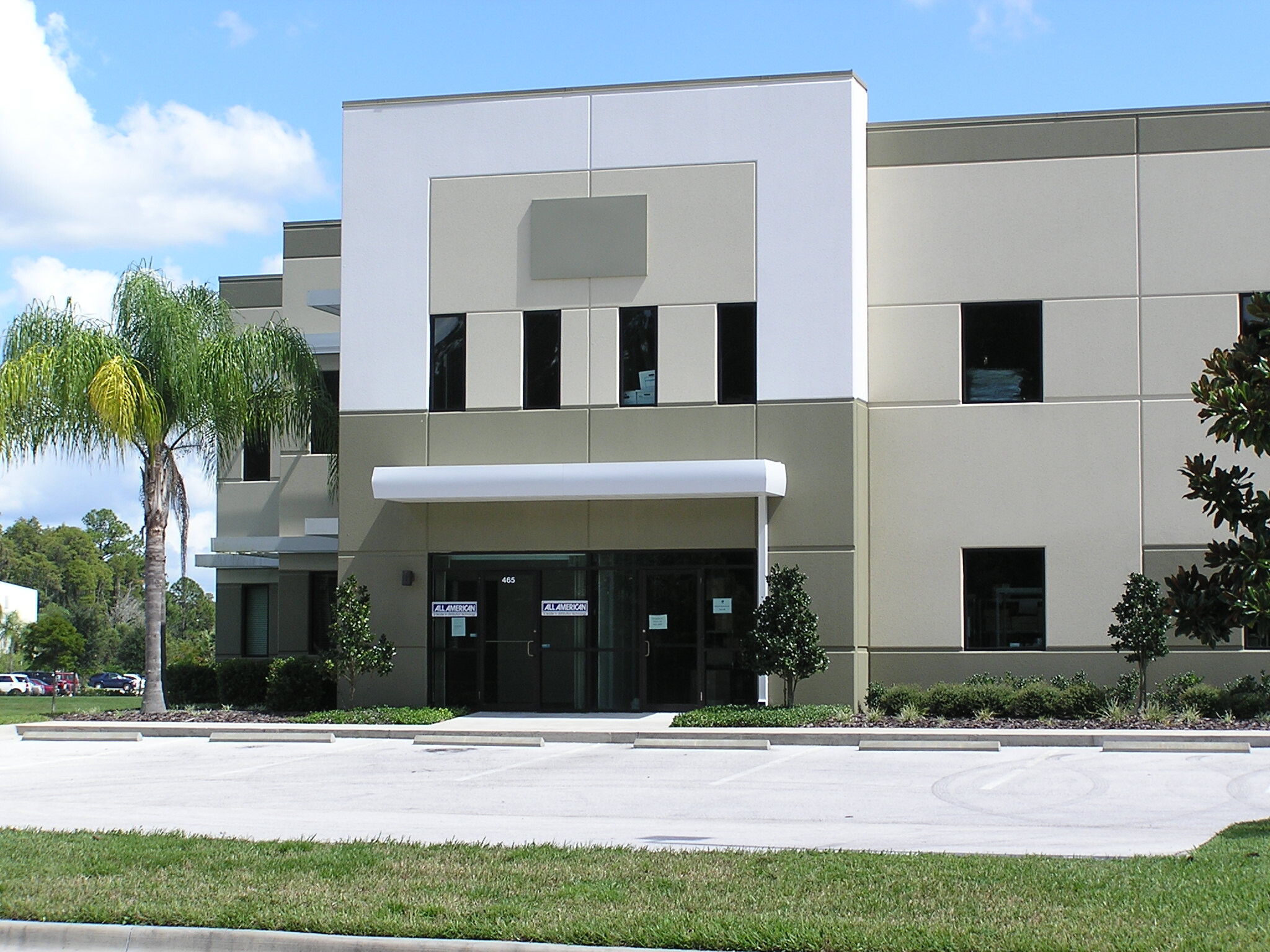 640 Brooker Creek Blvd, Oldsmar, FL for lease Building Photo- Image 1 of 4