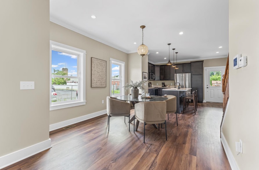 309 W 5th Ave, Flint, MI for sale - Interior Photo - Image 3 of 10