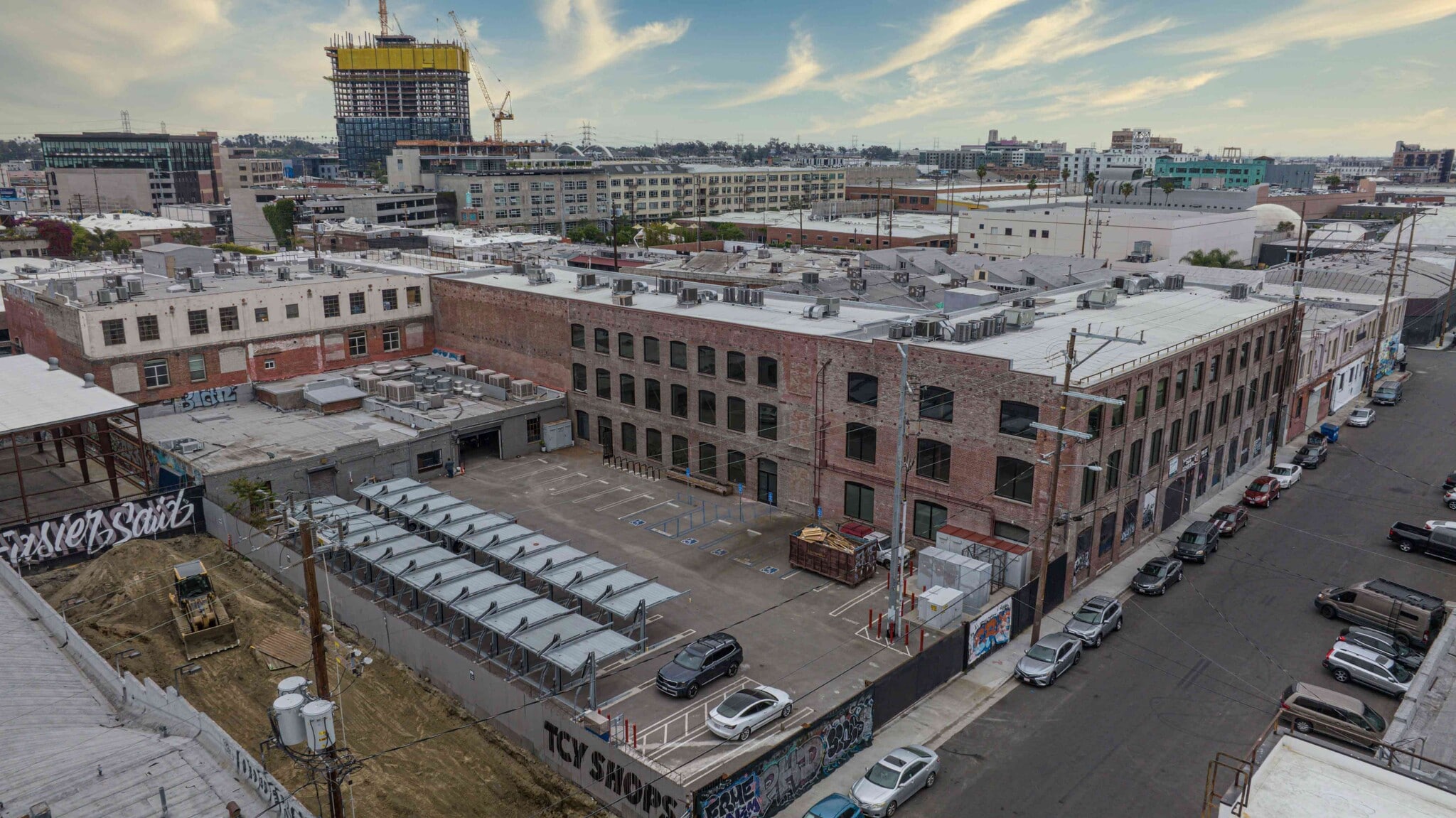 440 Seaton St, Los Angeles, CA for lease Building Photo- Image 1 of 47