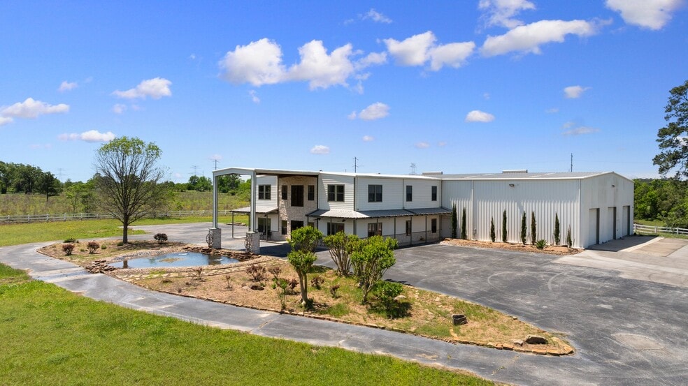 26069 Springer Cemetary Rd, Hockley, TX for sale - Building Photo - Image 1 of 57
