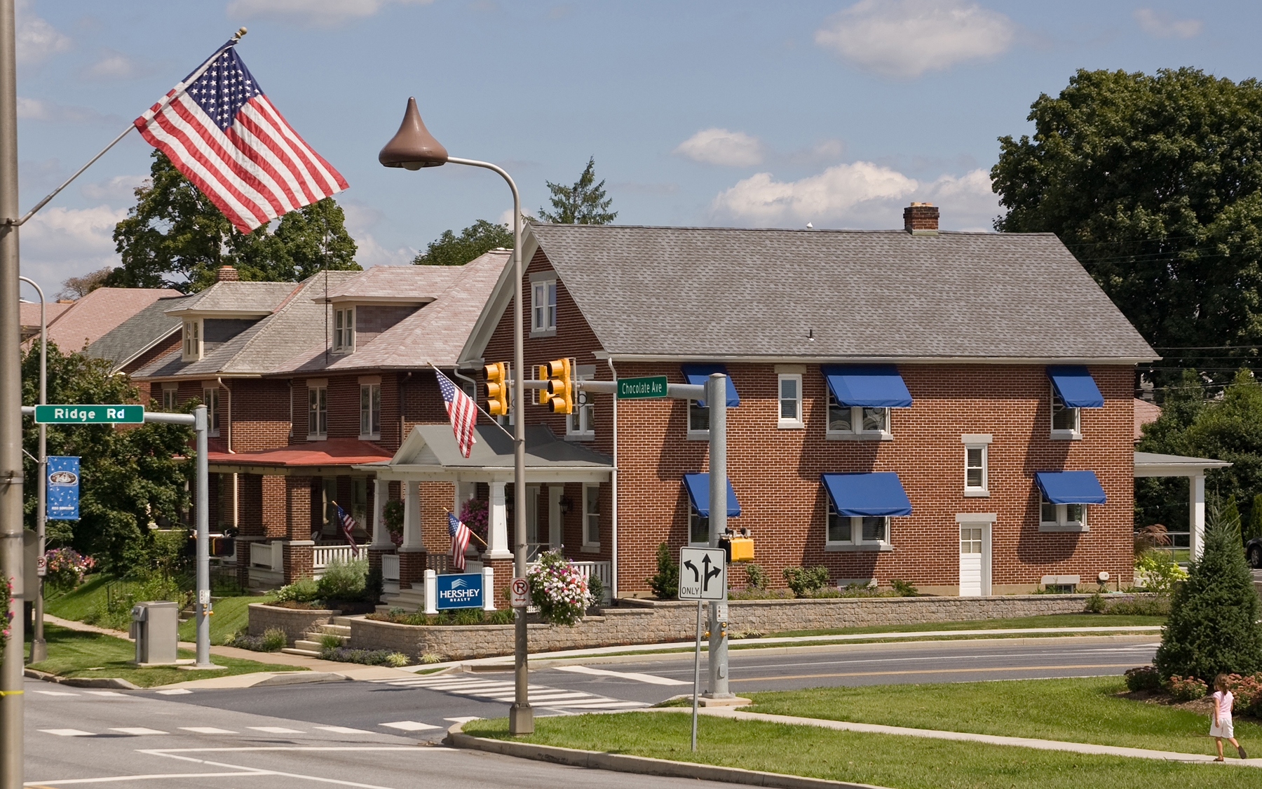 146-150 W Chocolate Ave, Hershey, PA for sale Primary Photo- Image 1 of 1