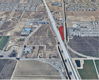 More details for 99 Freeway and Taft Highway, Bakersfield, CA - Land for Sale