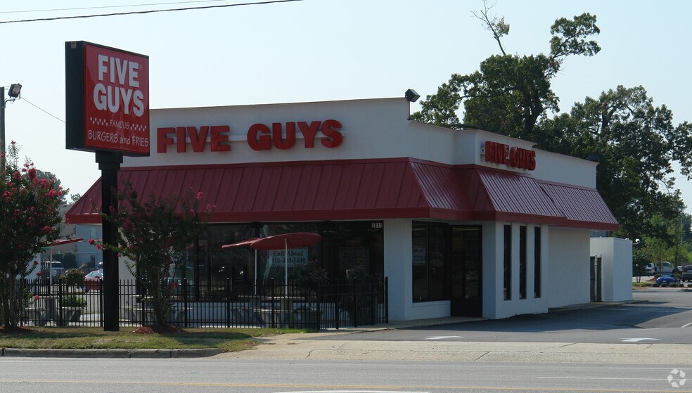 2811 Raeford Rd, Fayetteville, NC 28303