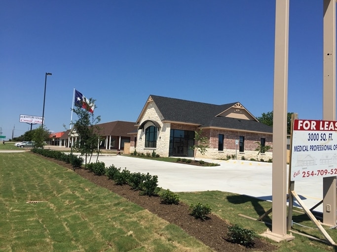 7401 Woodway Dr, Waco, TX for sale - Building Photo - Image 3 of 7