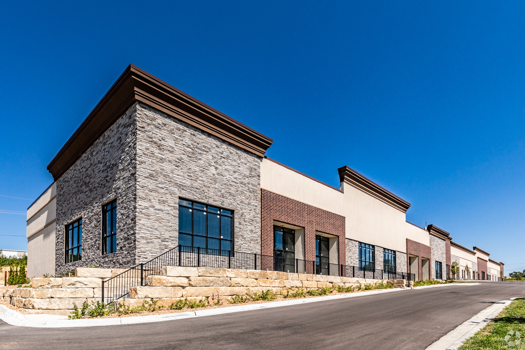 15300 College Blvd, Lenexa, KS for sale Building Photo- Image 1 of 1