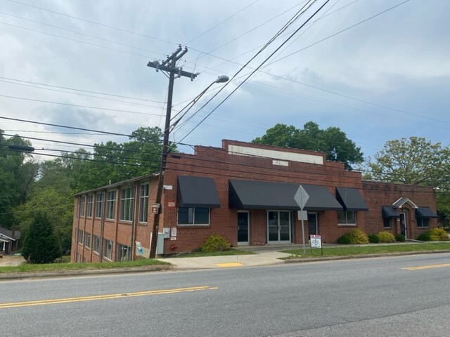 201 N Main St, Catawba, NC for lease - Building Photo - Image 1 of 12