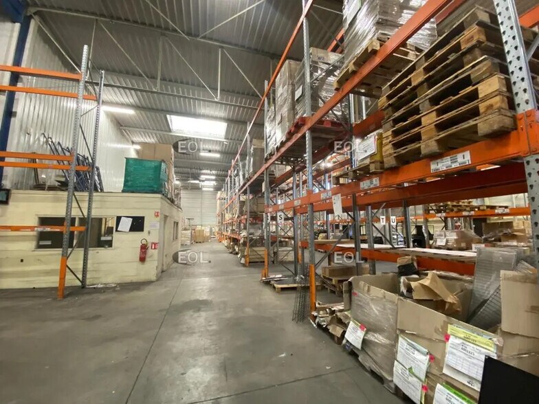 Industrial in Torcy for lease - Building Photo - Image 3 of 9