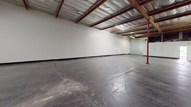 17101-17121 Central Ave, Carson, CA for lease Building Photo- Image 2 of 8