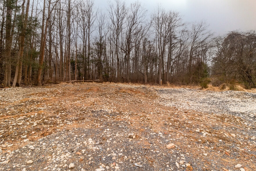 1625 Ashton Rd, Ashton, MD for sale - Building Photo - Image 2 of 24