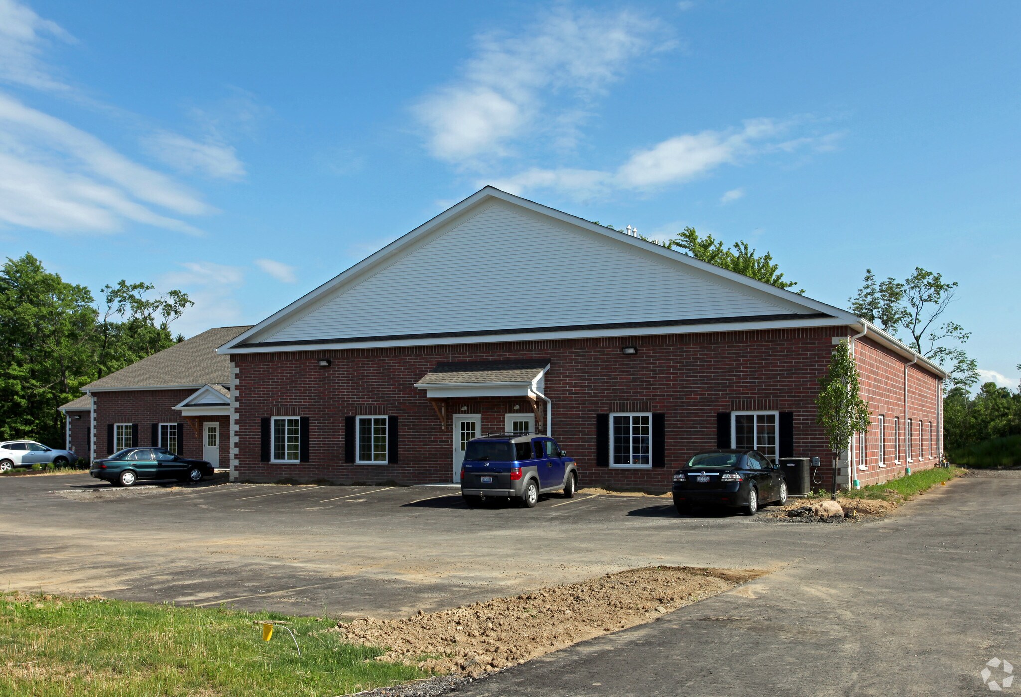 10215 Gottschalk Pky, Chagrin Falls, OH for sale Primary Photo- Image 1 of 1