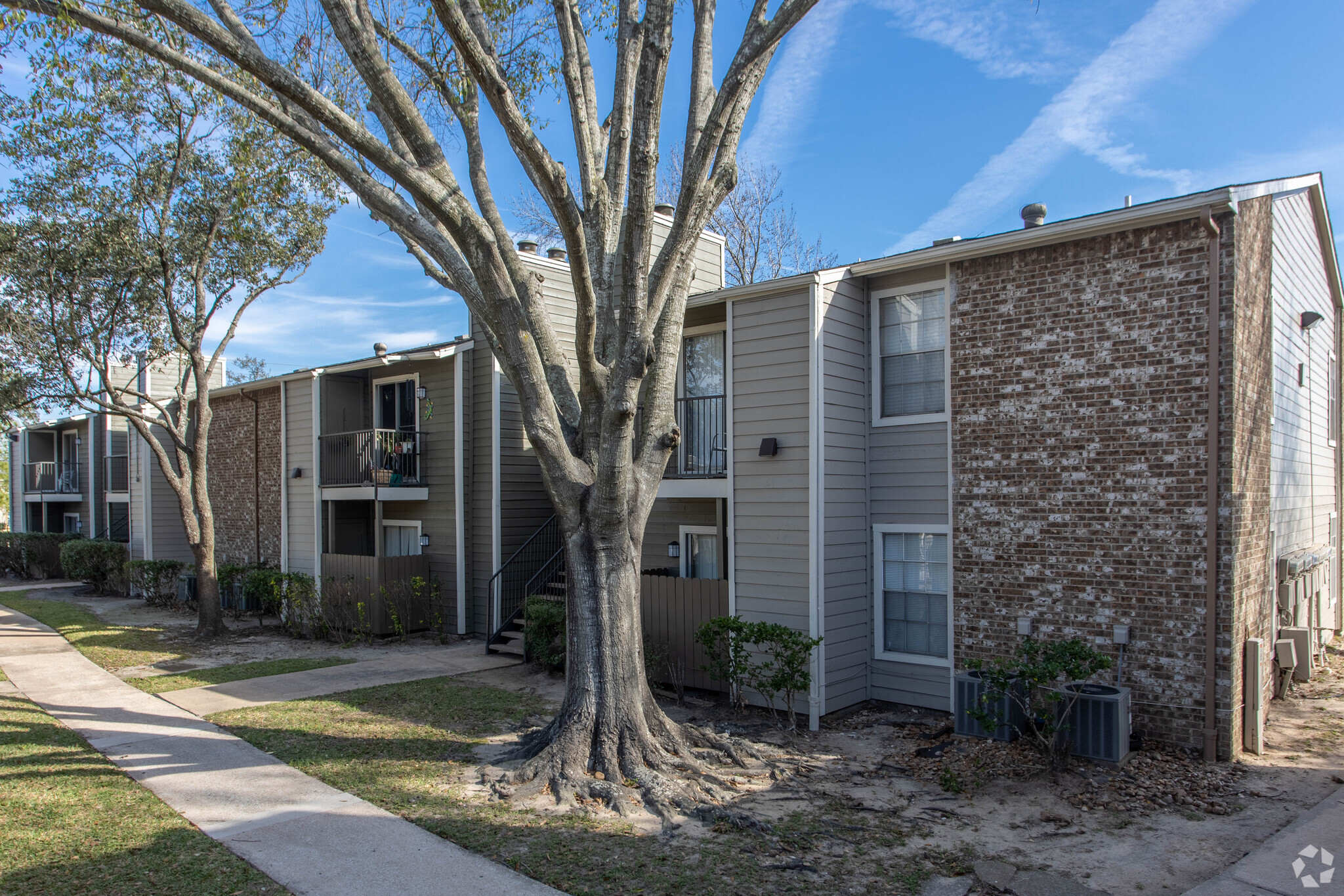 4100 Vista Rd, Pasadena, TX 77504 - Oak Run Manor Apartments | LoopNet