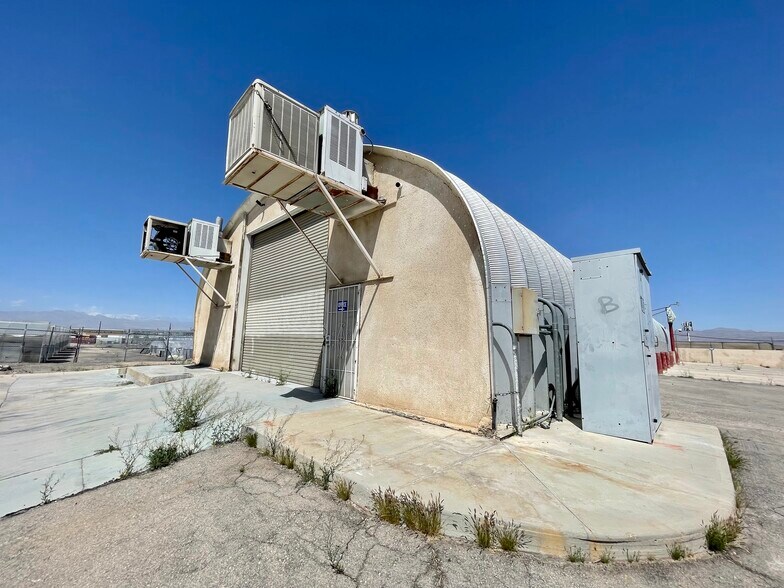 2775 Betty Ln, Las Vegas, NV for lease - Primary Photo - Image 1 of 25