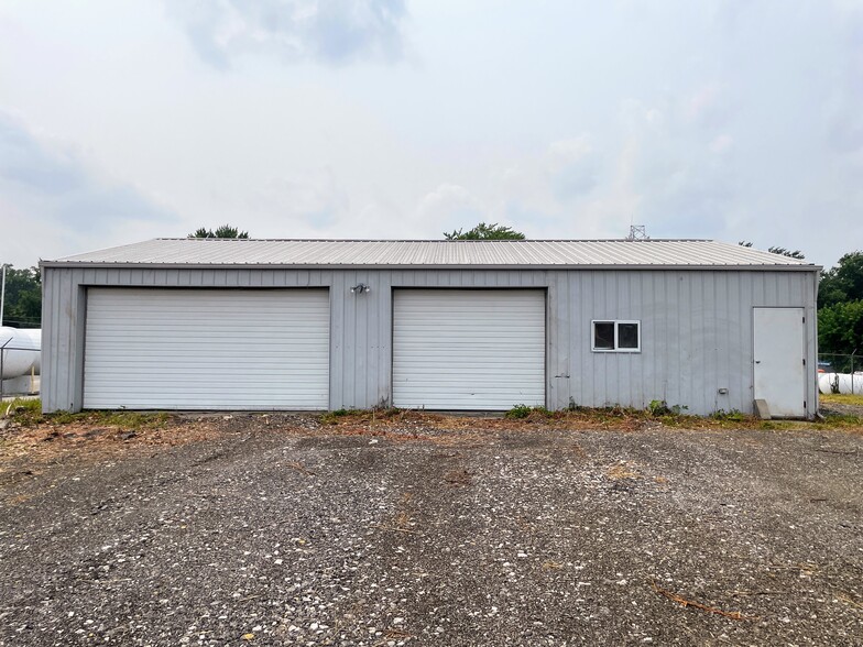 5050 N Post Rd, Indianapolis, IN for lease - Building Photo - Image 2 of 10