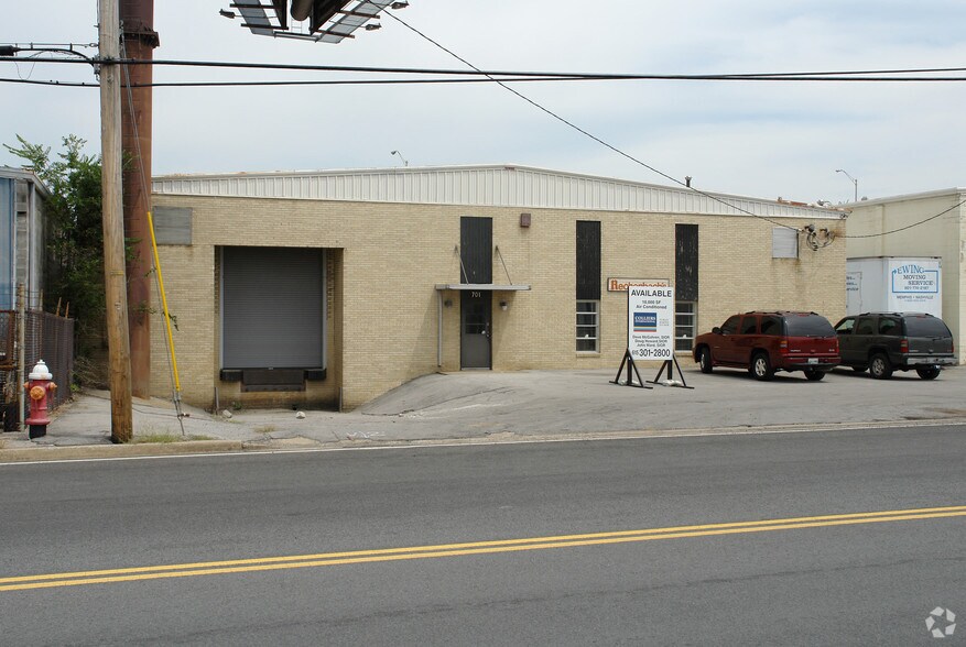 701 Cowan St, Nashville, TN 37207