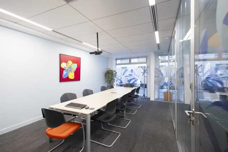 Office in Paris for sale - Interior Photo - Image 2 of 6