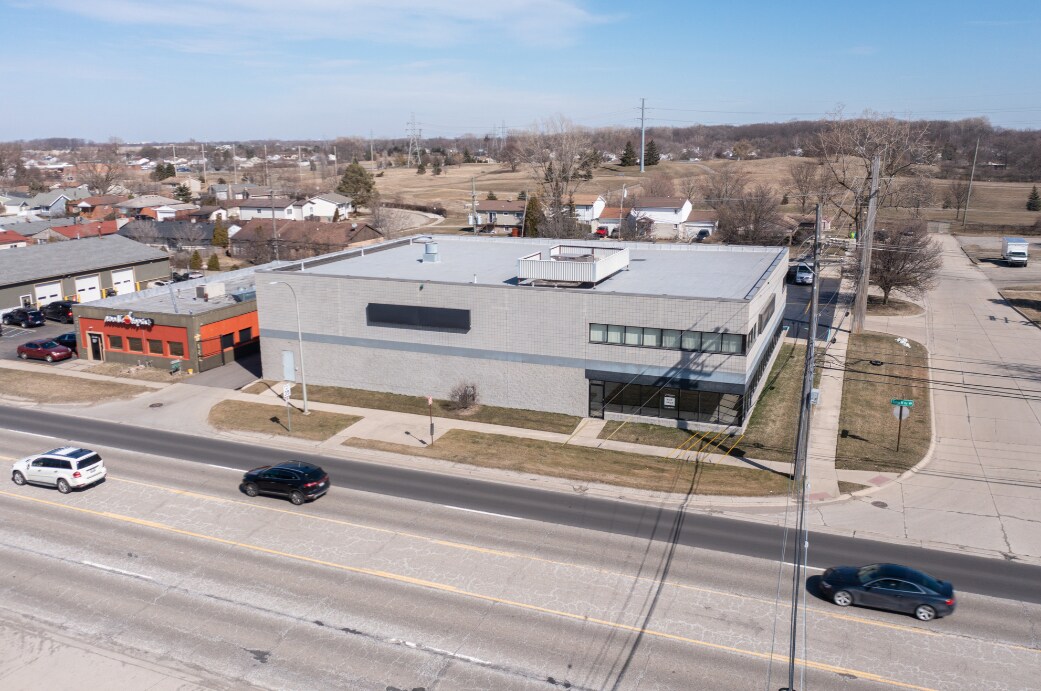 30100 John R Rd, Madison Heights, MI for sale Building Photo- Image 1 of 1