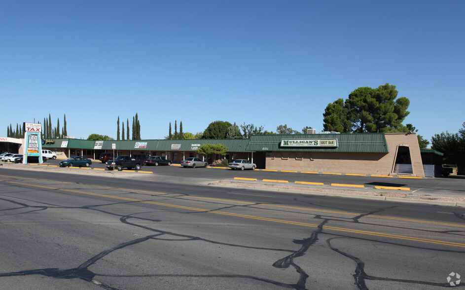 1815 Trawood Dr, El Paso, TX for sale - Primary Photo - Image 1 of 1