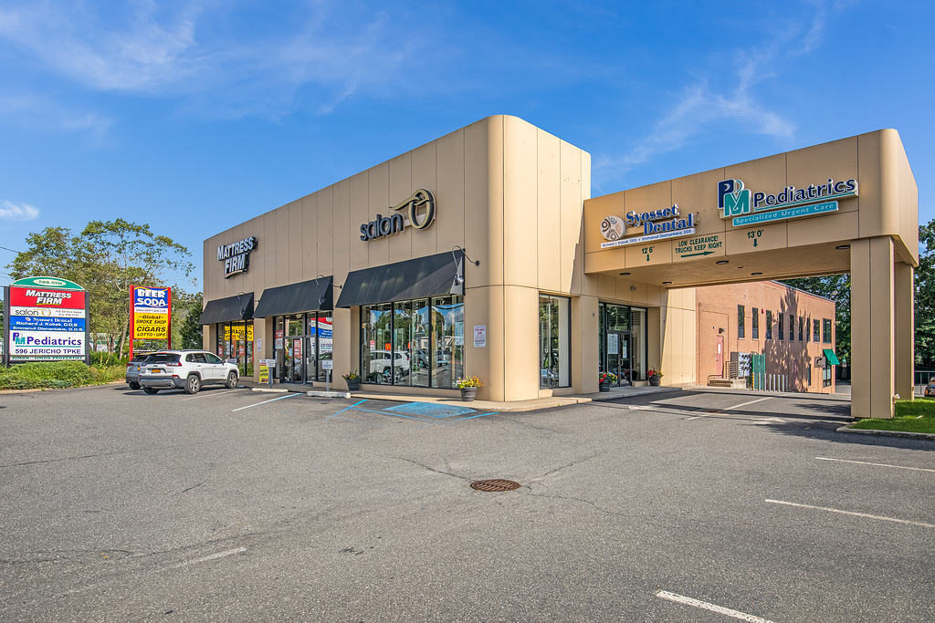 588-598 Jericho Tpke, Syosset, NY for sale Building Photo- Image 1 of 1