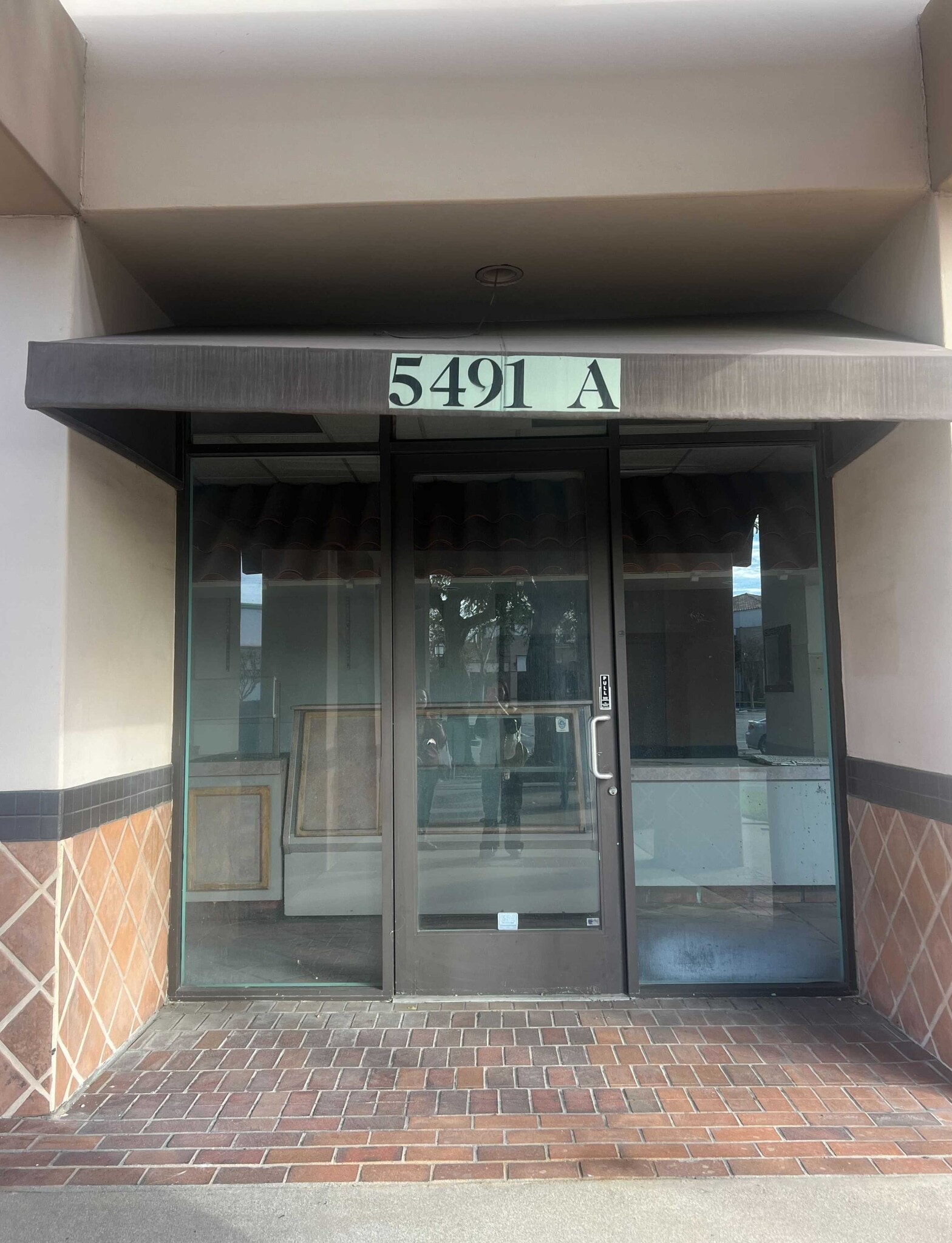 5533-5549 Philadelphia St, Chino, CA for lease Building Photo- Image 1 of 8