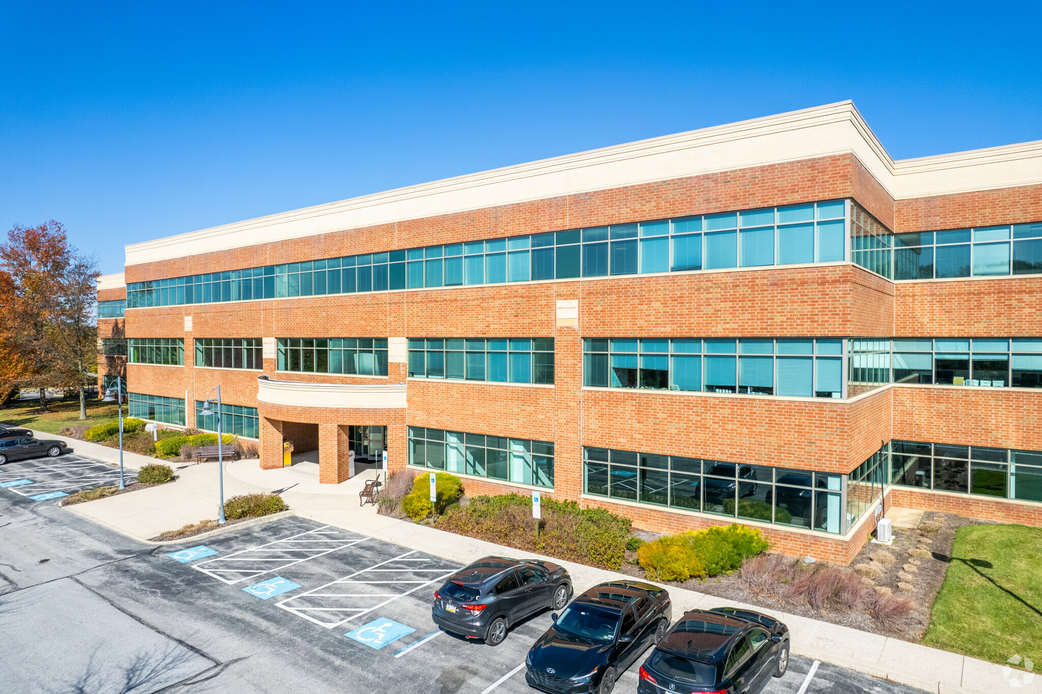 600 Eagleview Blvd, Exton, PA for lease Building Photo- Image 1 of 19