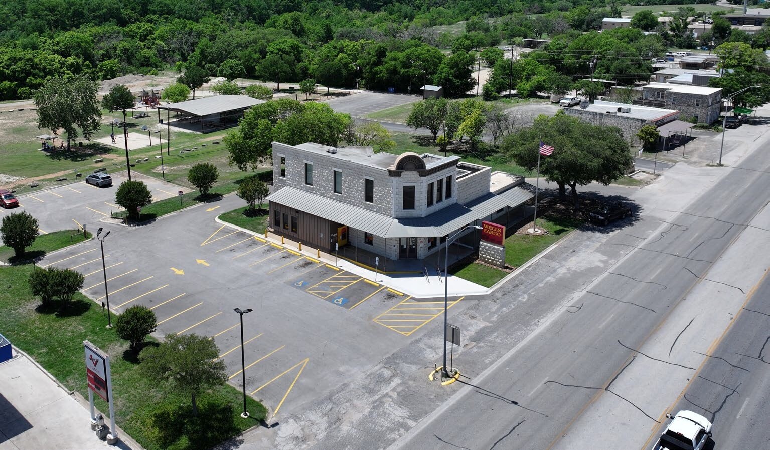 3279 Junction Hwy, Ingram, TX for sale Building Photo- Image 1 of 1
