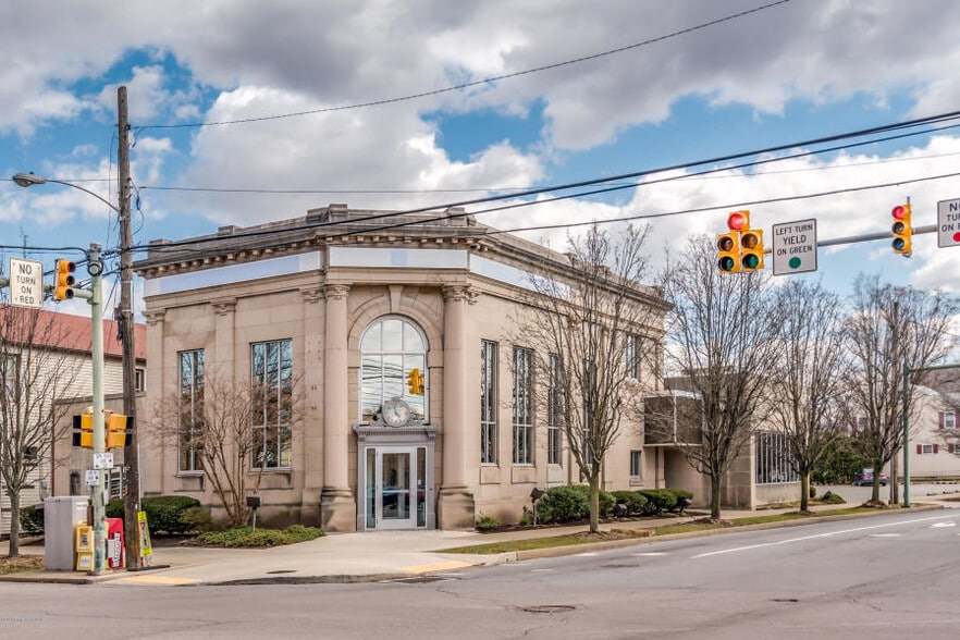324 Wyoming Ave, Wyoming, PA for sale - Primary Photo - Image 1 of 1