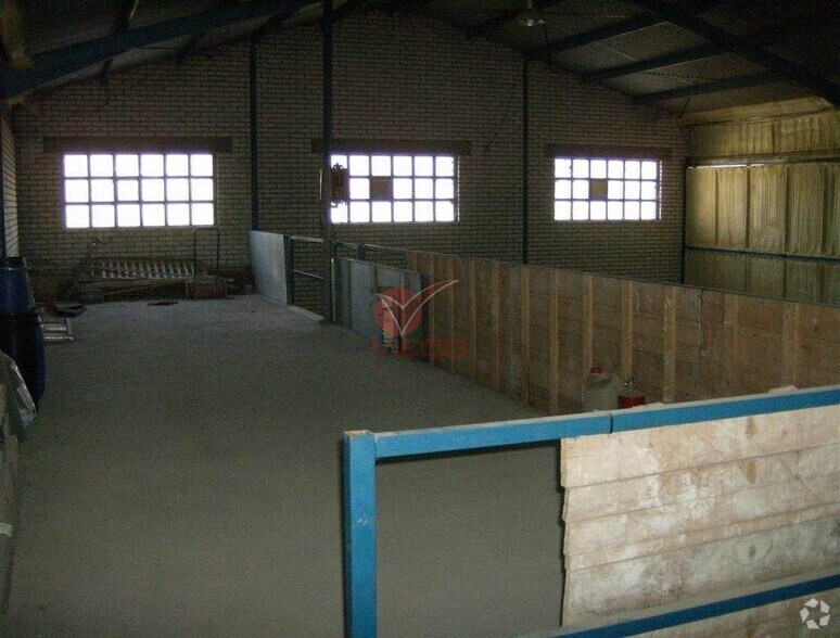 Industrial in Cuenca, Cuenca for lease - Building Photo - Image 2 of 7