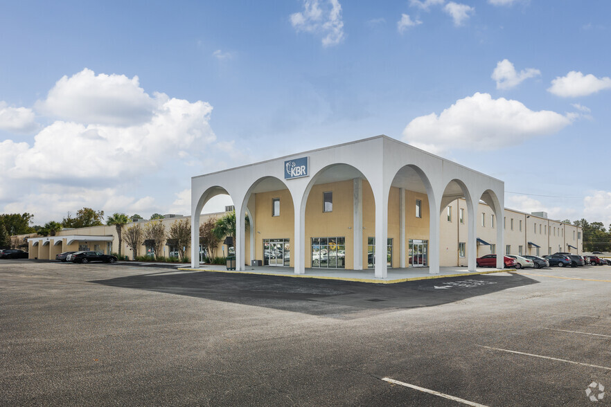 5935 Rivers Ave, North Charleston, SC for lease - Building Photo - Image 1 of 25