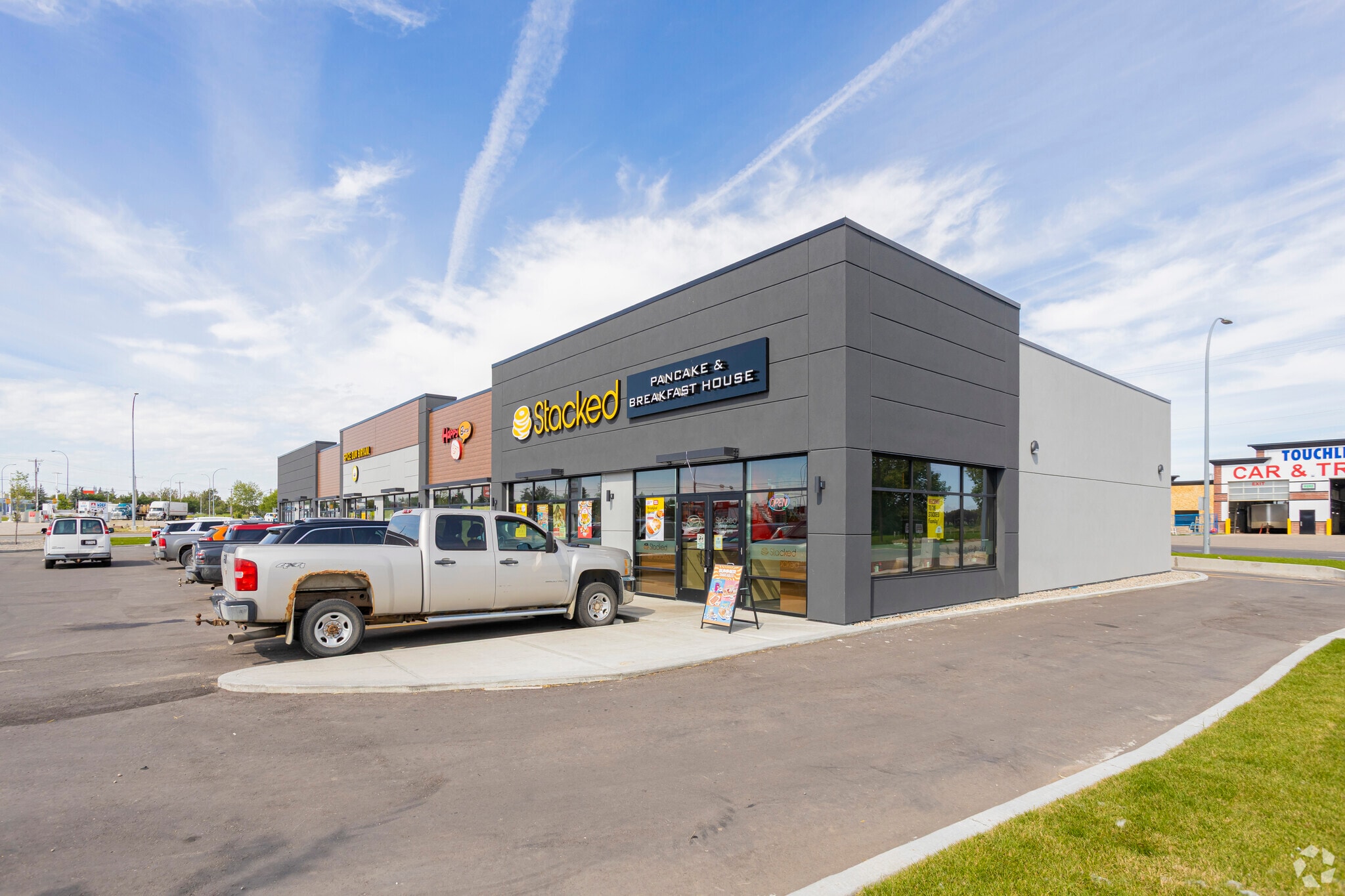 4500 Archie Klaiber Trl, Strathmore, AB for lease Primary Photo- Image 1 of 5