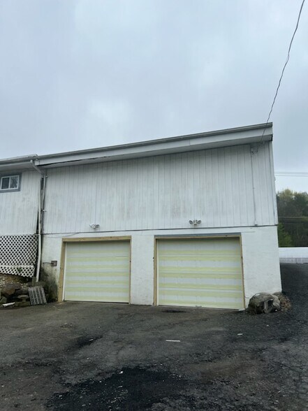 2095 Route 209, Brodheadsville, PA for sale - Building Photo - Image 1 of 1