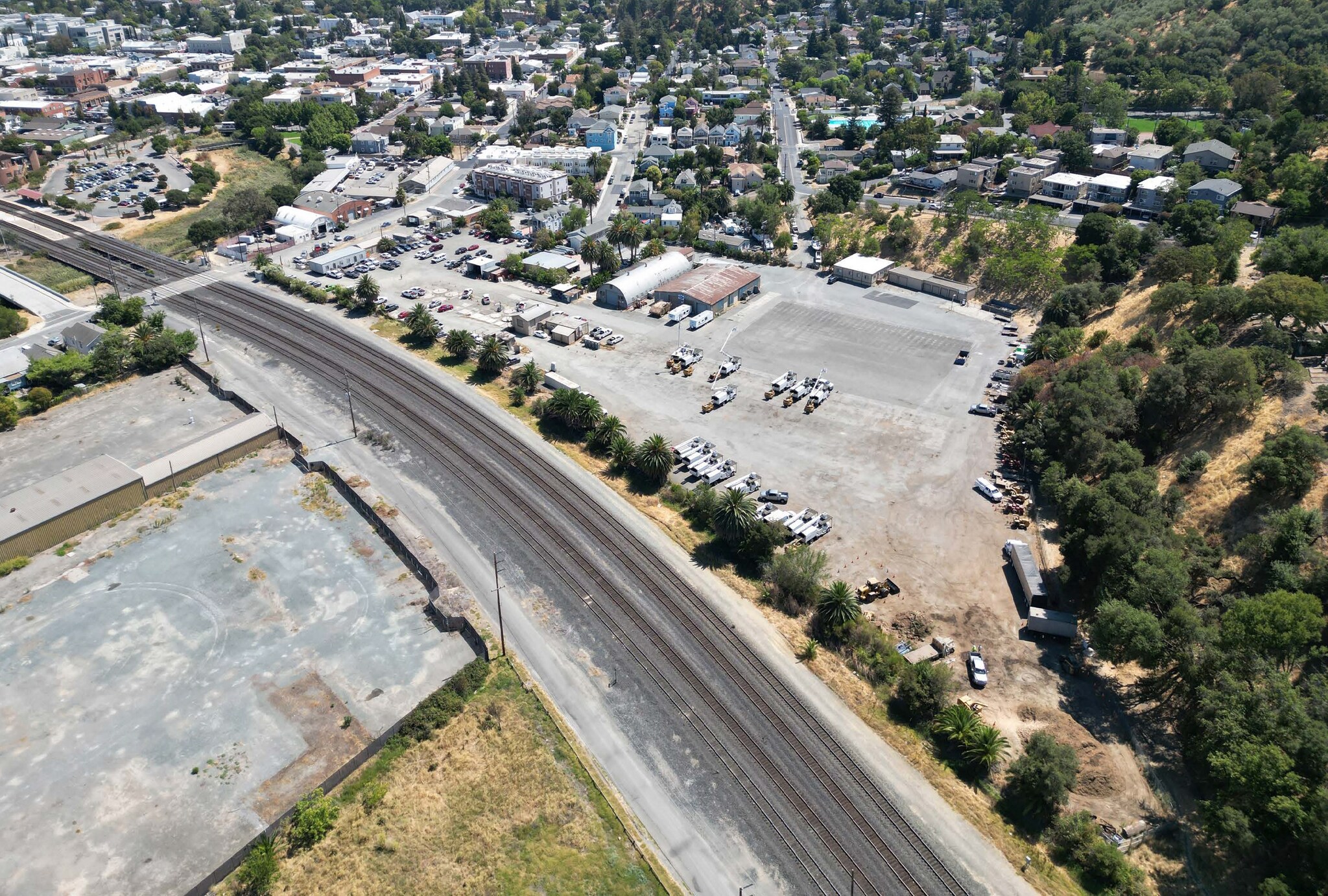 211 Foster St, Martinez, CA for lease Building Photo- Image 1 of 4