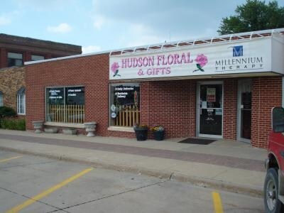 301 5th St, Hudson, IA for sale Primary Photo- Image 1 of 1