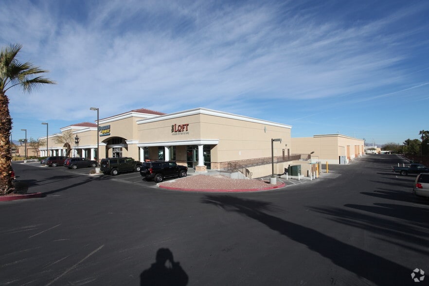 8671 W Charleston Blvd, Las Vegas, NV for sale - Building Photo - Image 2 of 4