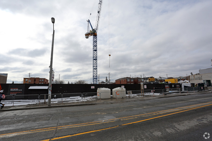 1603 Eglinton Ave W, Toronto, ON for sale - Building Photo - Image 3 of 8