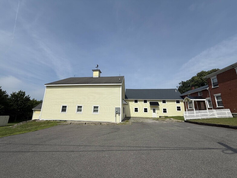 1887 Hallowell Rd, Litchfield, ME for sale - Building Photo - Image 3 of 17