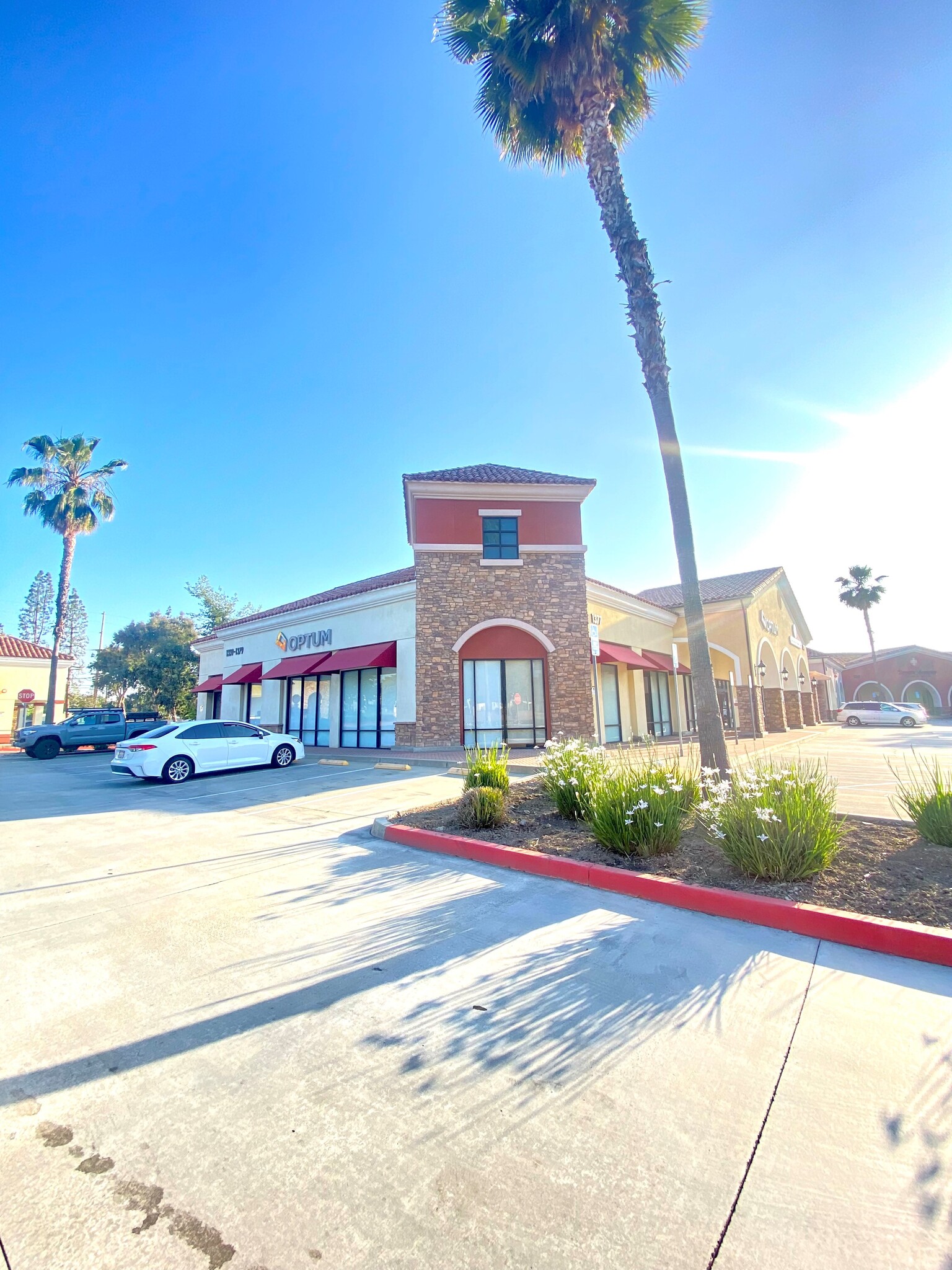 1301-1397 S Grand Ave, Glendora, CA for lease Building Photo- Image 1 of 15