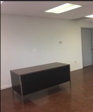 24000-24036 Haggerty Rd, Farmington Hills, MI for lease Interior Photo- Image 2 of 4