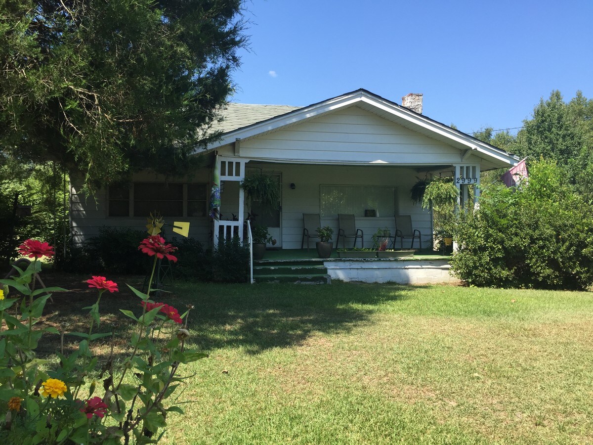2985 S Lizella Rd, Lizella, GA 31052