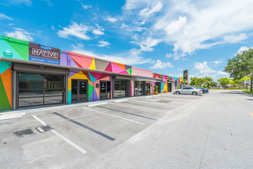 723-750 N Flagler Dr, Fort Lauderdale, FL for lease - Building Photo - Image 1 of 2