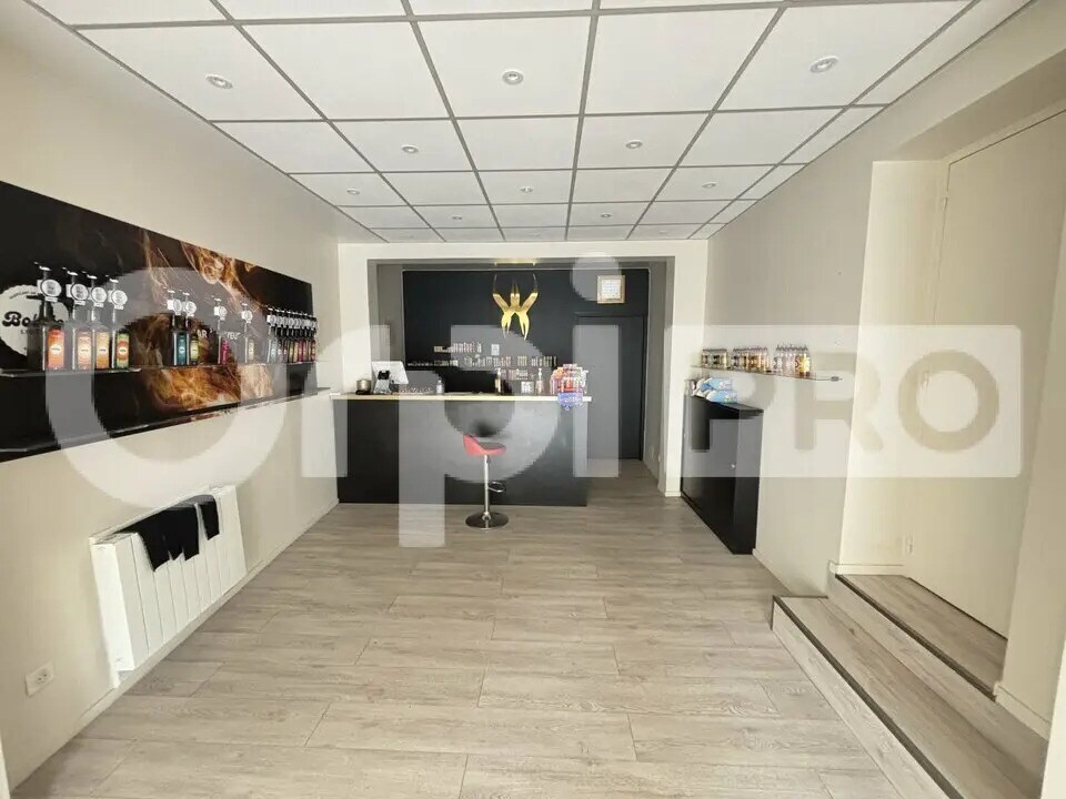  in Compiègne for sale Building Photo- Image 1 of 1