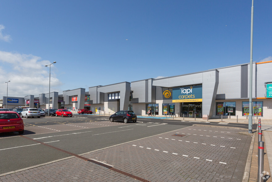 Chapel Park, Kirkcaldy for lease - Primary Photo - Image 1 of 6